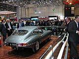 Genfer Automobilsalon 2005: Nicht weniger Bewunderer als vor 44 Jahren zieht 885005 in seinen Bann.
